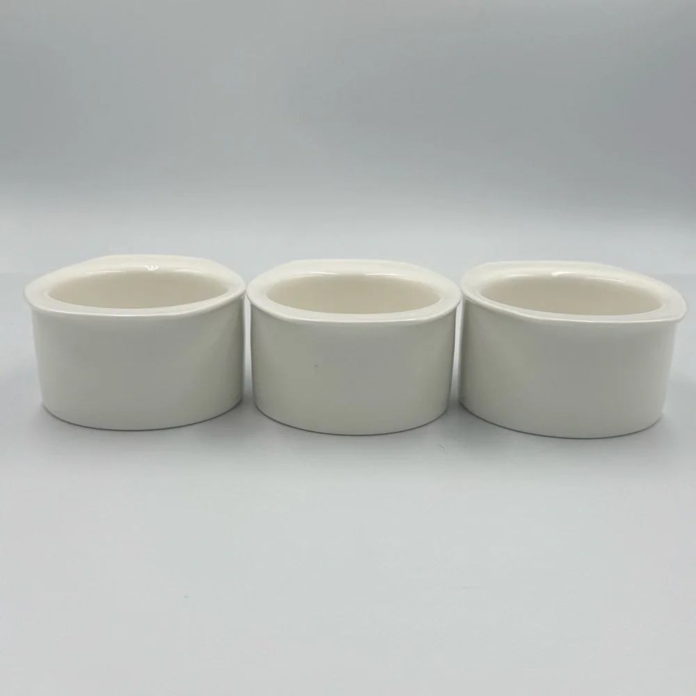 Ciroa White Set of 3 Porcelain Ramekins with Handles